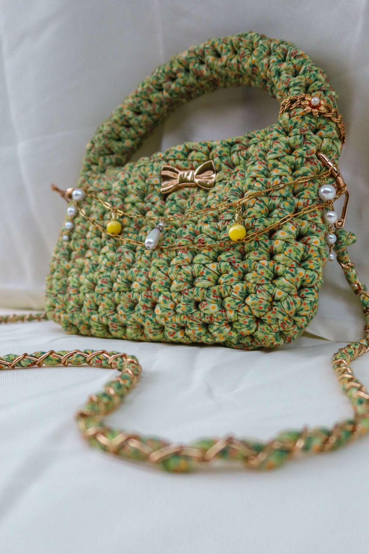 Spring Blooms - Crochet Handbag with zipper & lining