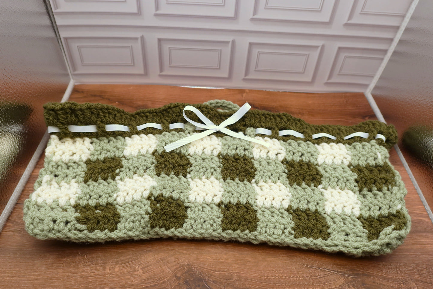 Large - really big books! green gingham