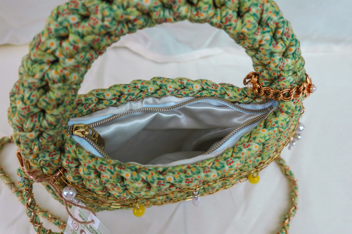 Spring Blooms - Crochet Handbag with zipper & lining