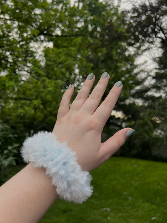 Fluffy Crochet Scrunchie